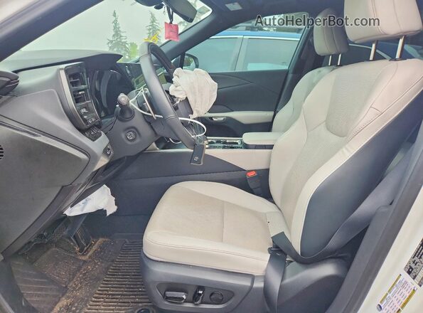 2T2BAMCA7PC028035 2023 LEXUS RX White Front interior view