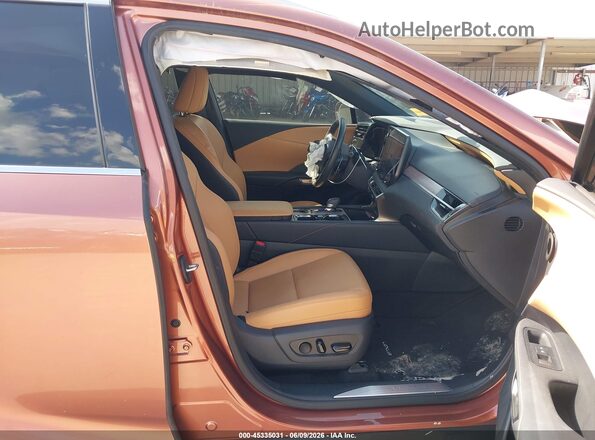 2T2BBMCA2RC049455 2024 LEXUS RX 350H Champagne წინა სალონის ხედი