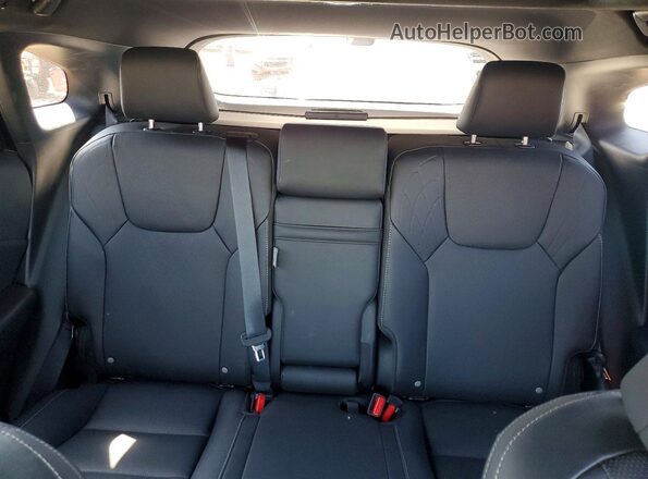 2T2BBMCA6RC045263 2024 LEXUS RX Red Vista de los asientos traseros
