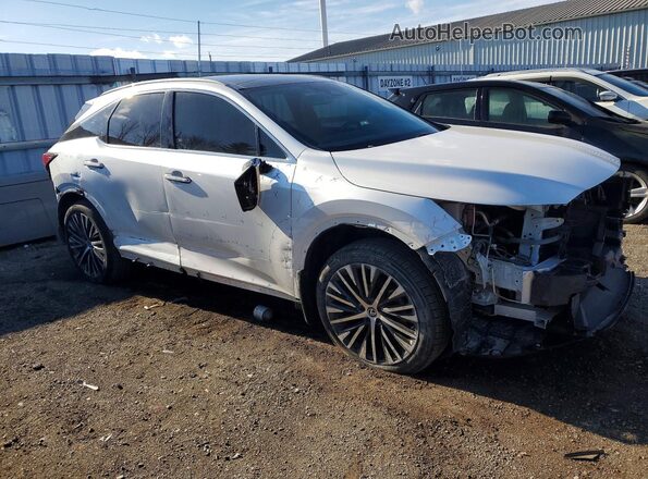 2T2BBMCAXPC016930 2023 LEXUS RX White 
