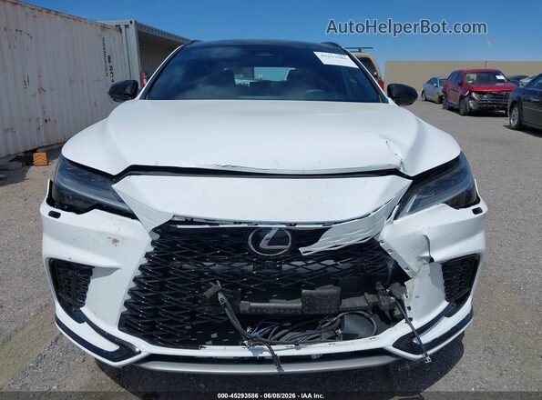 2T2BCMEA8PC006472 2023 LEXUS RX 500H White Rear interior view