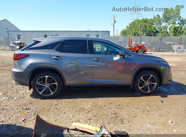2T2BGMCA7JC024234 2018 LEXUS RX 450H Серый Вид задней части салона