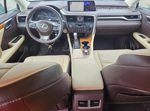 2T2BZMCA0HC060397 2017 LEXUS RX White Vista del salpicadero
