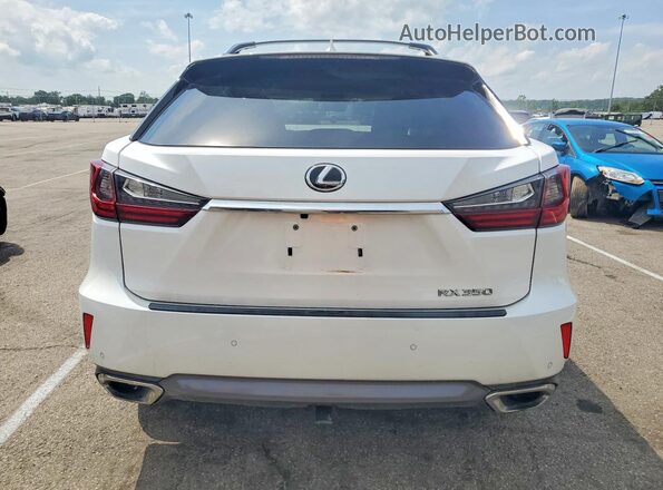 2T2BZMCA1HC070808 2017 LEXUS RX White Vista trasera