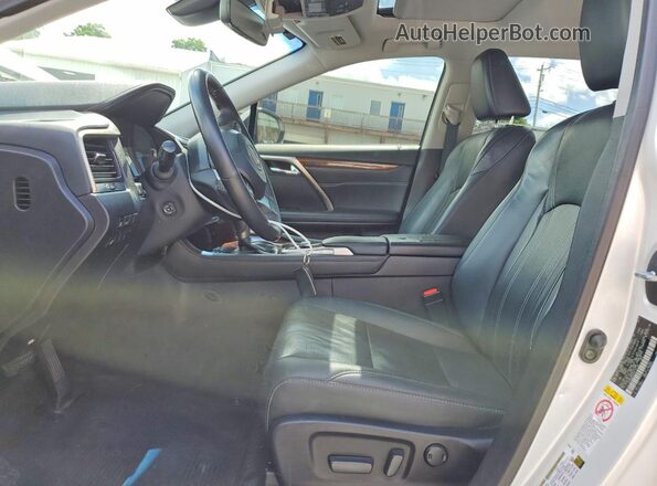 2T2BZMCA2HC117134 2017 LEXUS RX White წინა სალონის ხედი