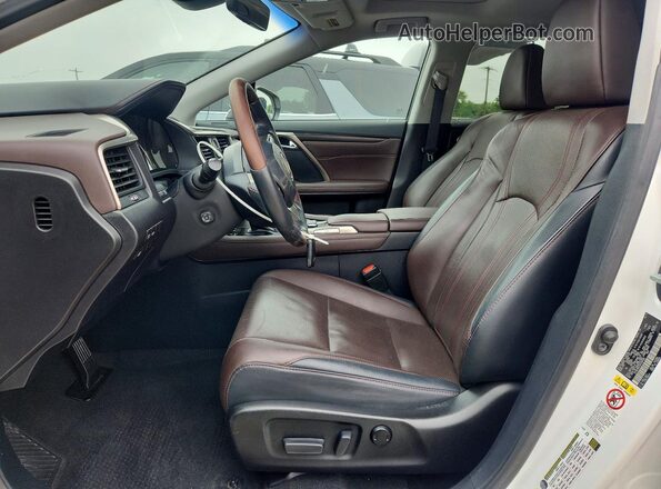2T2BZMCA3HC060362 2017 LEXUS RX Белый Вид салона спереди
