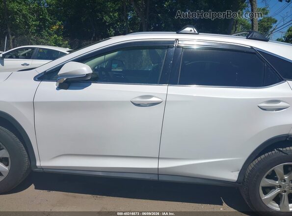 2T2BZMCA7HC062325 2017 LEXUS RX 350 White 