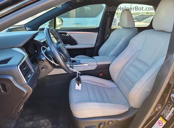 2T2BZMCAXHC059869 2017 LEXUS RX Черный Вид салона спереди
