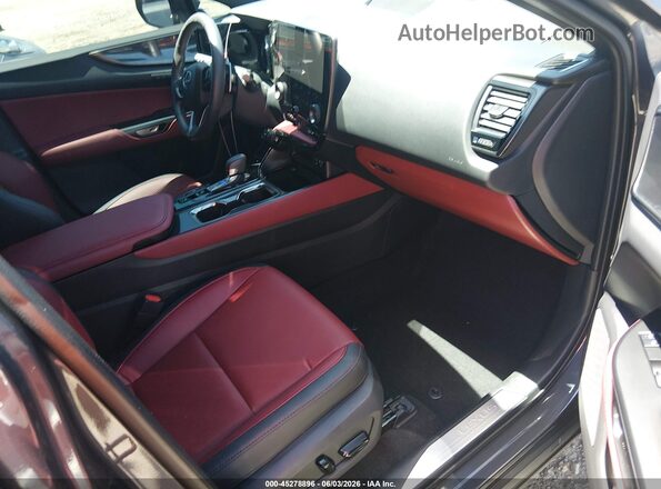 2T2GDCAZ3SC029207 2025 LEXUS NX 250 Gray წინა სალონის ხედი