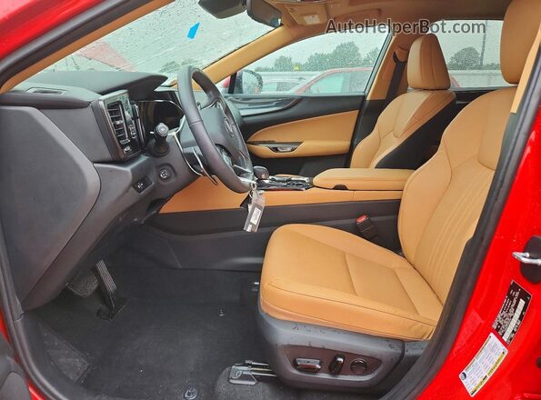 2T2GDCAZ7RC014316 2024 LEXUS NX Красный Вид салона спереди