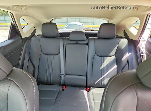 2T2GGCEZ5SC081164 2025 LEXUS NX Серебряный Вид задних сидений
