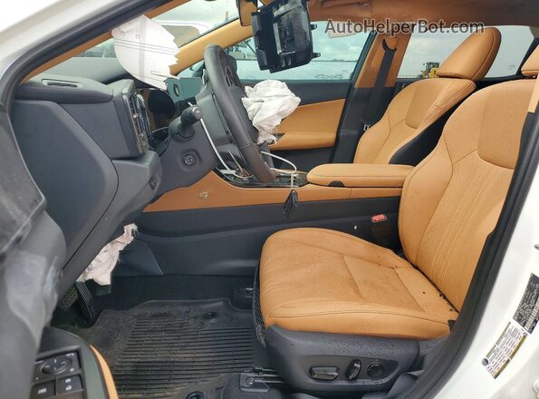 2T2GGCEZ7TC106079 2026 LEXUS NX Белый Вид салона спереди