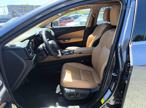 2T2HGCEZ6RC047359 2024 LEXUS NX Серый Вид салона спереди