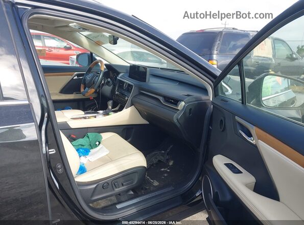 2T2HGMDAXNC083941 2022 LEXUS RX 450H Черный Вид салона спереди
