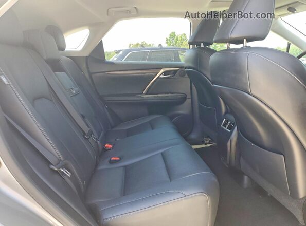2T2HZMAA5LC156998 2020 LEXUS RX Gold Vista interior trasera