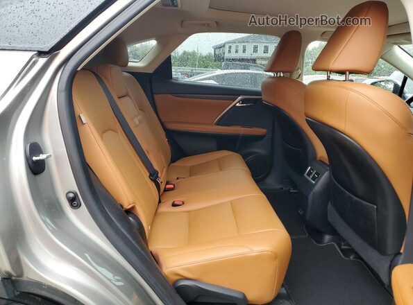 2T2HZMDA2NC339662 2022 LEXUS RX Tan Սալոնի հետևի տեսք