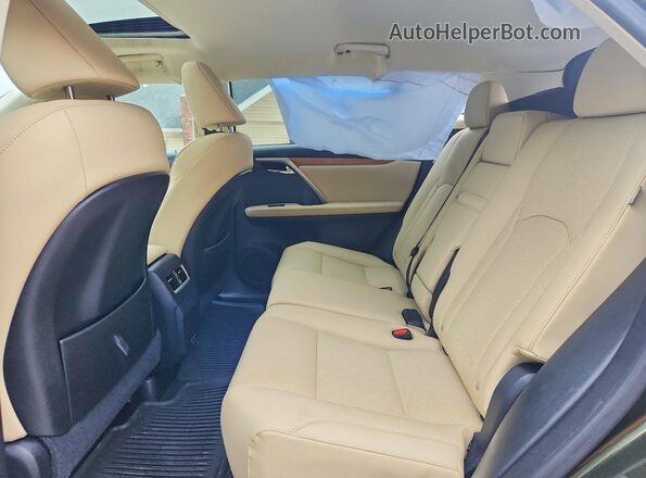 2T2HZMDAXNC324374 2022 LEXUS RX Green Rear interior view