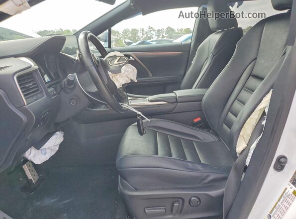2T2YZMDA4LC257218 2020 LEXUS RX White Front interior view