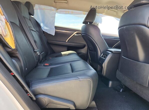 2T2ZZMCA0GC021371 2016 LEXUS RX White Вид задньої частини салону