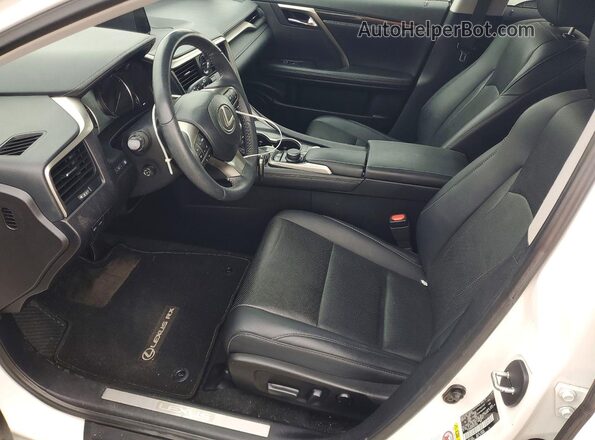 2T2ZZMCA7HC072626 2017 LEXUS RX White Widok wnętrza z przodu