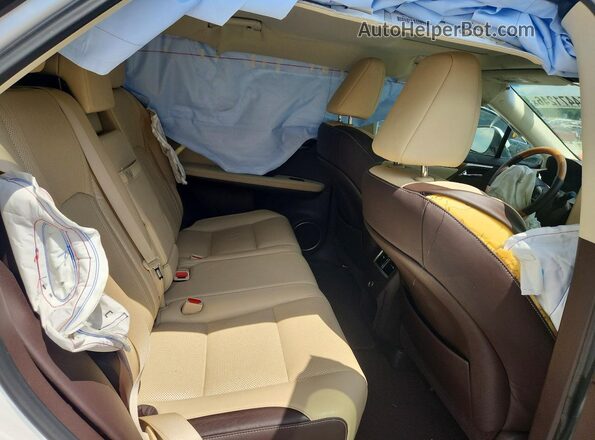 2T2ZZMCA8HC058329 2017 LEXUS RX Silver Вид задніх сидінь