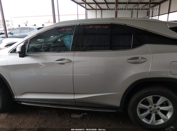 2T2ZZMCA9GC027735 2016 LEXUS RX 350 Silver 360 interior view