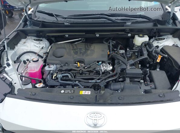 2T36CRAV0TW011497 2026 TOYOTA RAV4 White Rear view