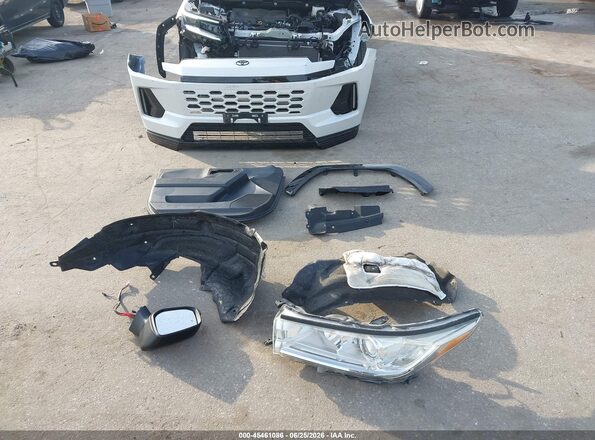 2T36CRAV1TW005661 2026 TOYOTA RAV4 White ხელსაწყოთა პანელის ხედი