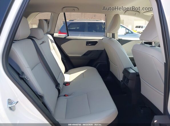 2T36CRAV1TW022413 2026 TOYOTA RAV4 White Вид наклейки з VIN-кодом