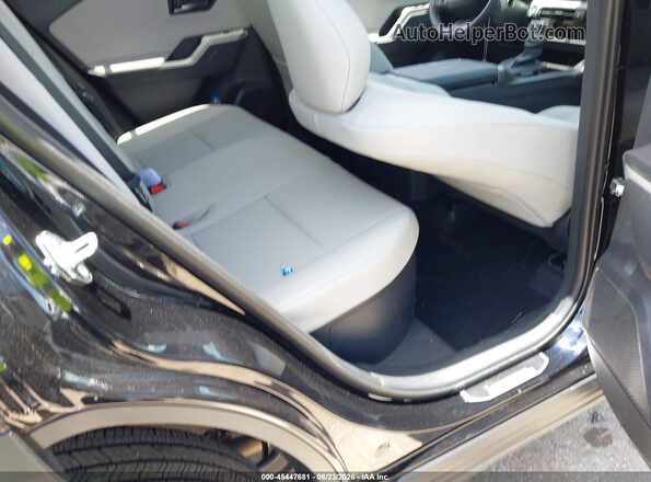 2T36DRBV9TW013809 2026 TOYOTA RAV4 Black Вид наклейки з VIN-кодом