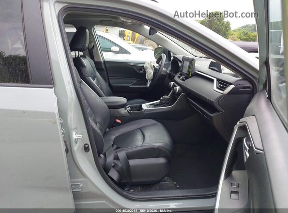 2T3A1RFV0MW192255 2021 TOYOTA RAV4 Gray Front interior view