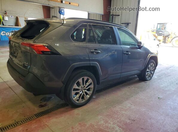 2T3A1RFV0NC311702 2022 TOYOTA RAV4 Gray 