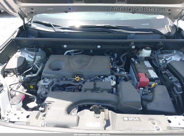2T3A1RFV0SW524823 2025 TOYOTA RAV4 Silver უკანა ხედი