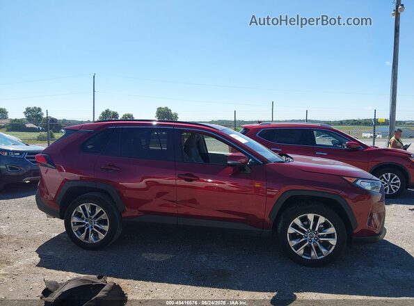 2T3A1RFV1LW138493 2020 TOYOTA RAV4 Red Widok wnętrza z tyłu