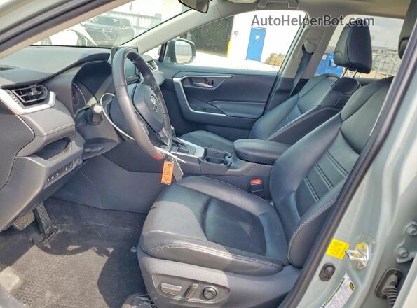 2T3A1RFV2LW108306 2020 TOYOTA RAV4 Серый Вид салона спереди