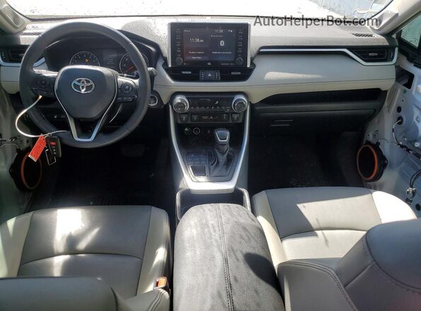 2T3A1RFV3MW223658 2021 TOYOTA RAV4 White Առջևի վահանակի տեսք