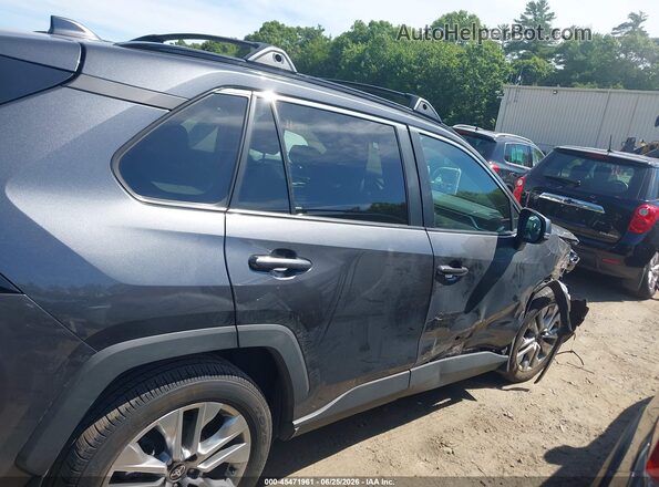 2T3A1RFV3RC421200 2024 TOYOTA RAV4 Gray Սալոնի հետևի տեսք