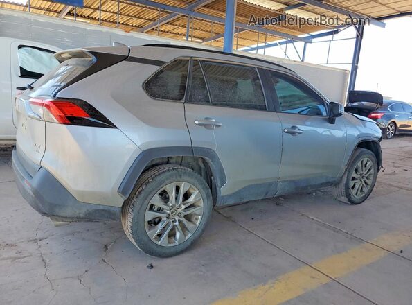 2T3A1RFV3RW434415 2024 TOYOTA RAV4 Silver 