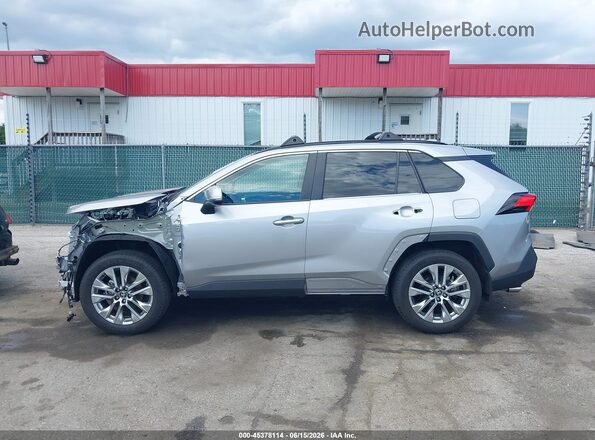 2T3A1RFV3SC544095 2025 TOYOTA RAV4 Silver 