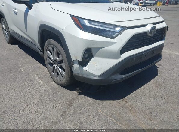 2T3A1RFV4NW317758 2022 TOYOTA RAV4 White Widok z przodu