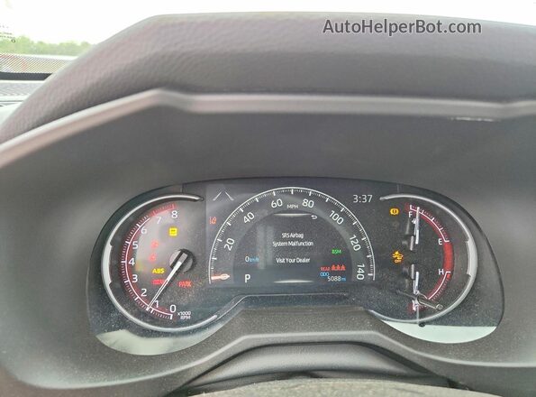 2T3A1RFV4SW498162 2025 TOYOTA RAV4 White Widok zestawu wskaźników