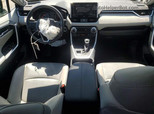 2T3A1RFV5KC059571 2019 TOYOTA RAV4 Gray Առջևի վահանակի տեսք