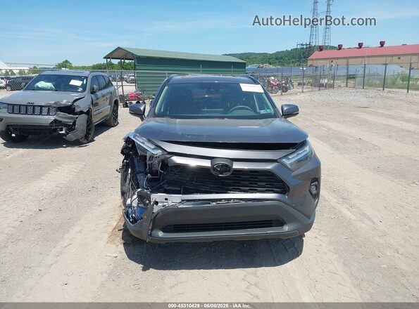 2T3A1RFV5RC408626 2024 TOYOTA RAV4 Gray Vista interior trasera