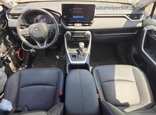 2T3A1RFV6PC353861 2023 TOYOTA RAV4 Серый Вид панели приборов