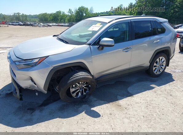 2T3A1RFV6SC557570 2025 TOYOTA RAV4 Silver Передня ліва чверть