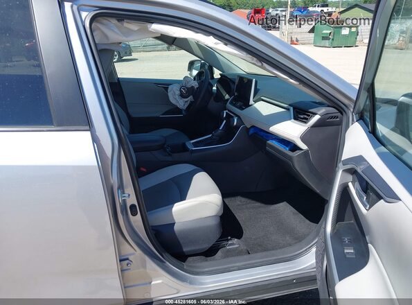 2T3A1RFV6SC557570 2025 TOYOTA RAV4 Silver Вид салону спереду