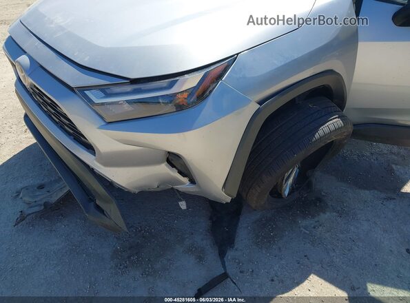2T3A1RFV6SC557570 2025 TOYOTA RAV4 Silver Вид спереду