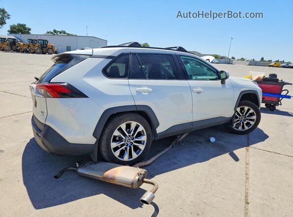 2T3A1RFV8MW141232 2021 TOYOTA RAV4 White 
