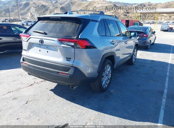 2T3A1RFV8SW599186 2025 TOYOTA RAV4 Silver Trasero derecho