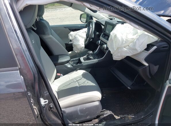 2T3A1RFV9KC059282 2019 TOYOTA RAV4 Серый Вид салона спереди
